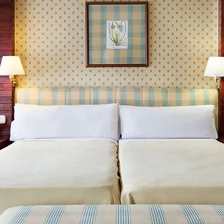 Piolets Centre Hotel