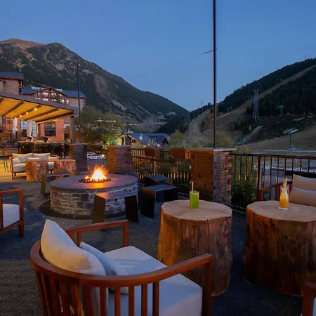 Piolets Centre Ξενοδοχείο 4*