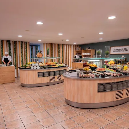 Piolets Centre Ξενοδοχείο 4*