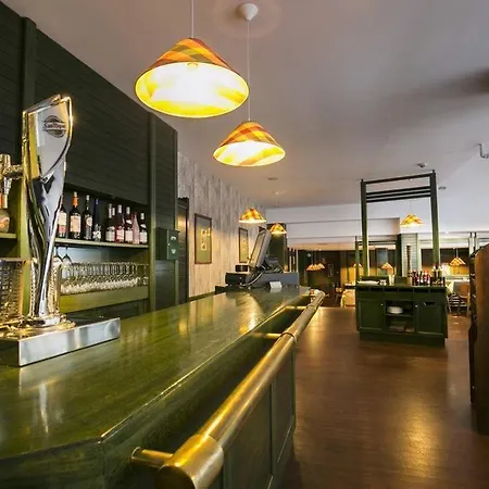 Piolets Centre Ξενοδοχείο 4*